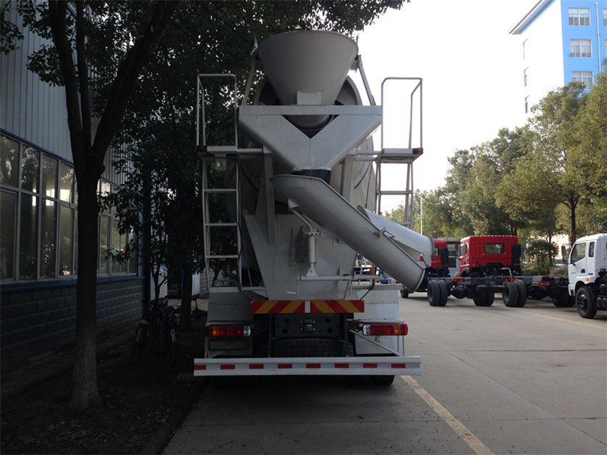 時(shí)風(fēng)3-3.5方攪拌車 時(shí)風(fēng)3-3.5方攪拌車