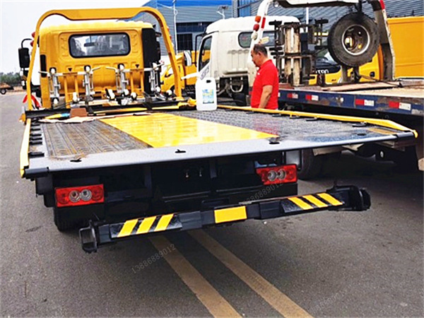 福田奧鈴速運(yùn)一拖二藍(lán)牌清障車